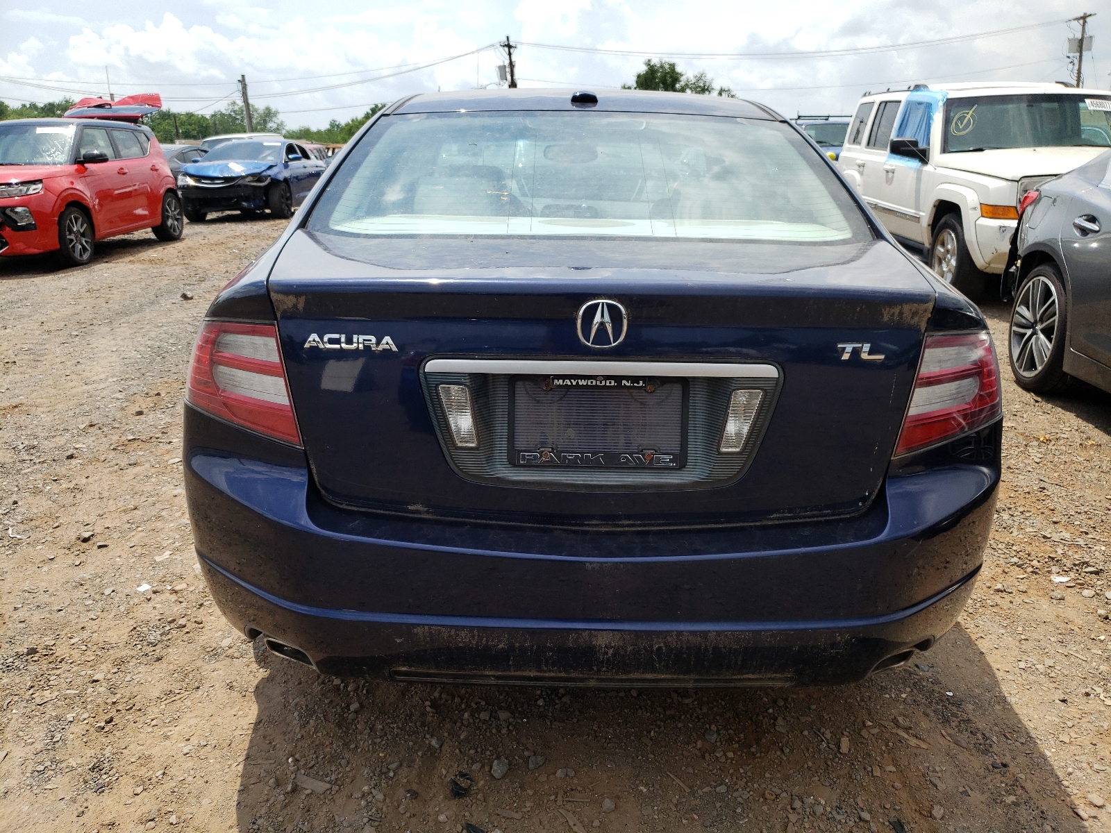 Photo 9 from auction – 2007 ACURA TL with VIN 19UUA66247A031235