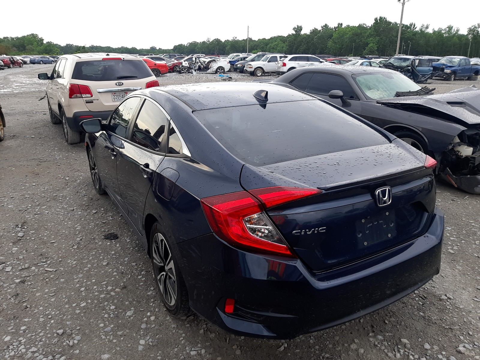 Photo 3 from auction – 2016 HONDA CIVIC EX with VIN 19XFC1F30GE024373
