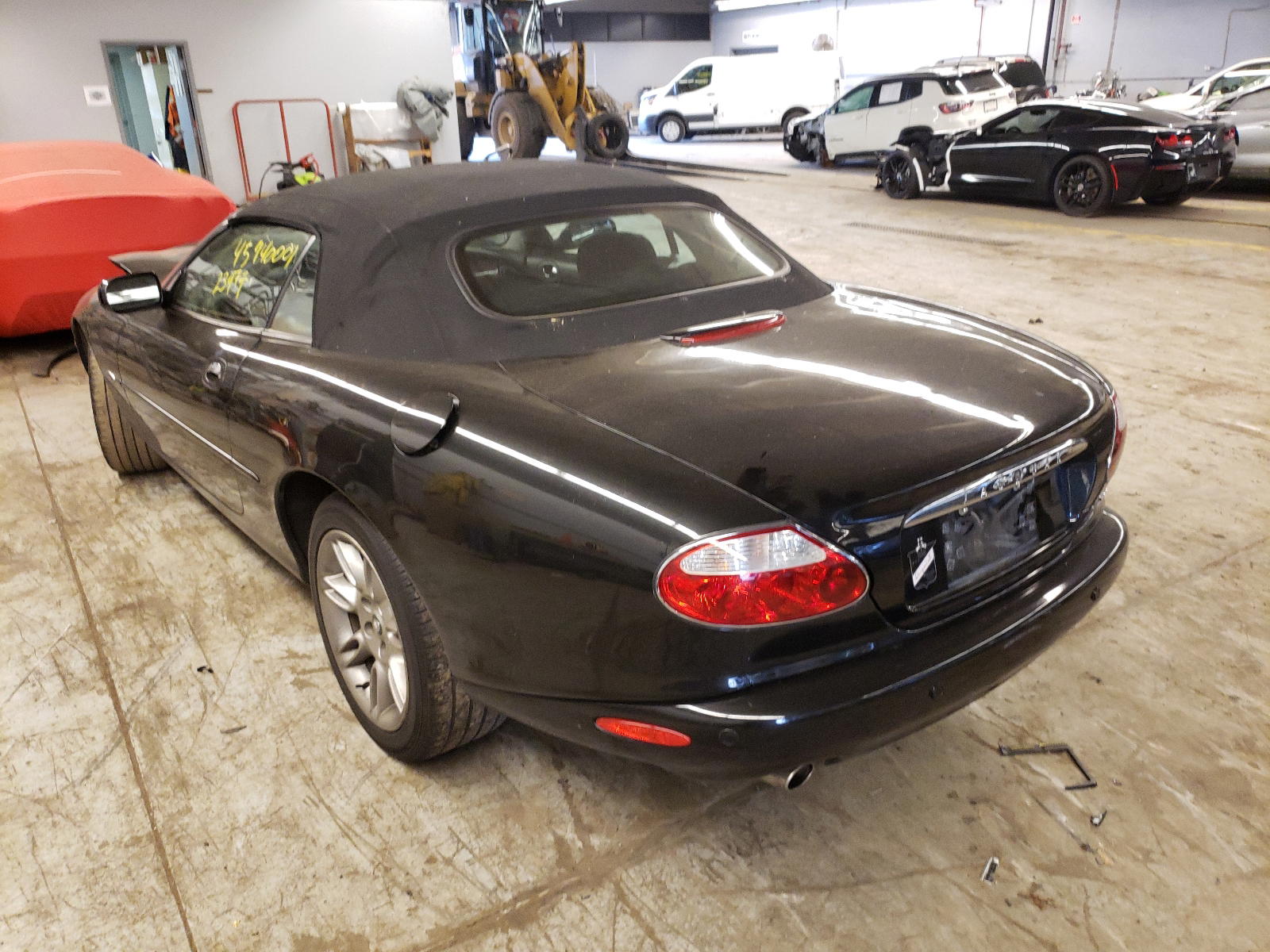 Photo 3 from auction – 2002 JAGUAR XK8 with VIN SAJDA42C82NA29107