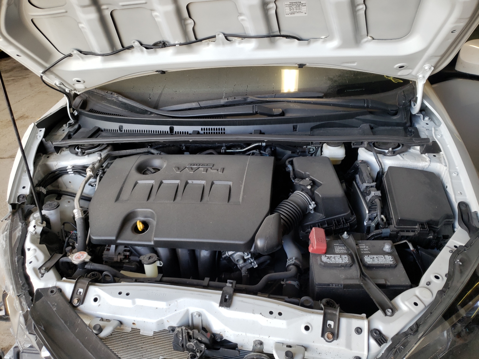 Photo 7 from auction – 2017 TOYOTA COROLLA L with VIN 5YFBURHE0HP715024