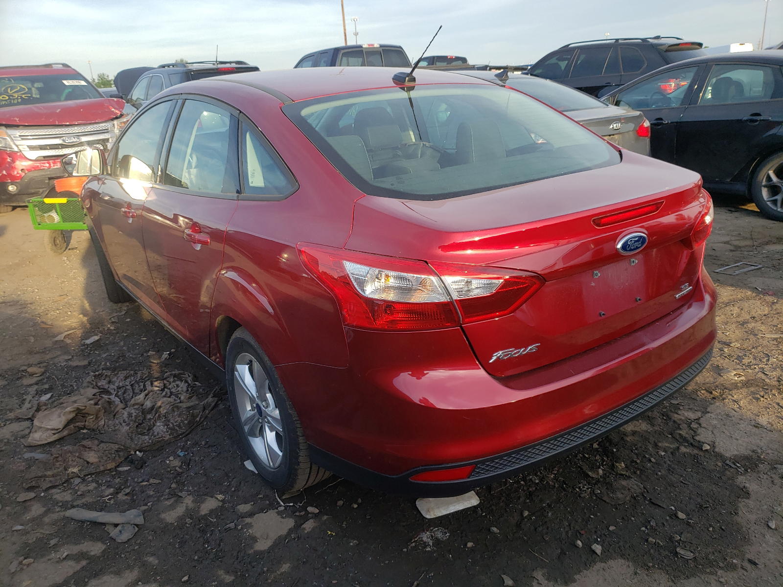 Photo 3 from auction – 2013 FORD FOCUS SE with VIN 1FADP3F29DL318569