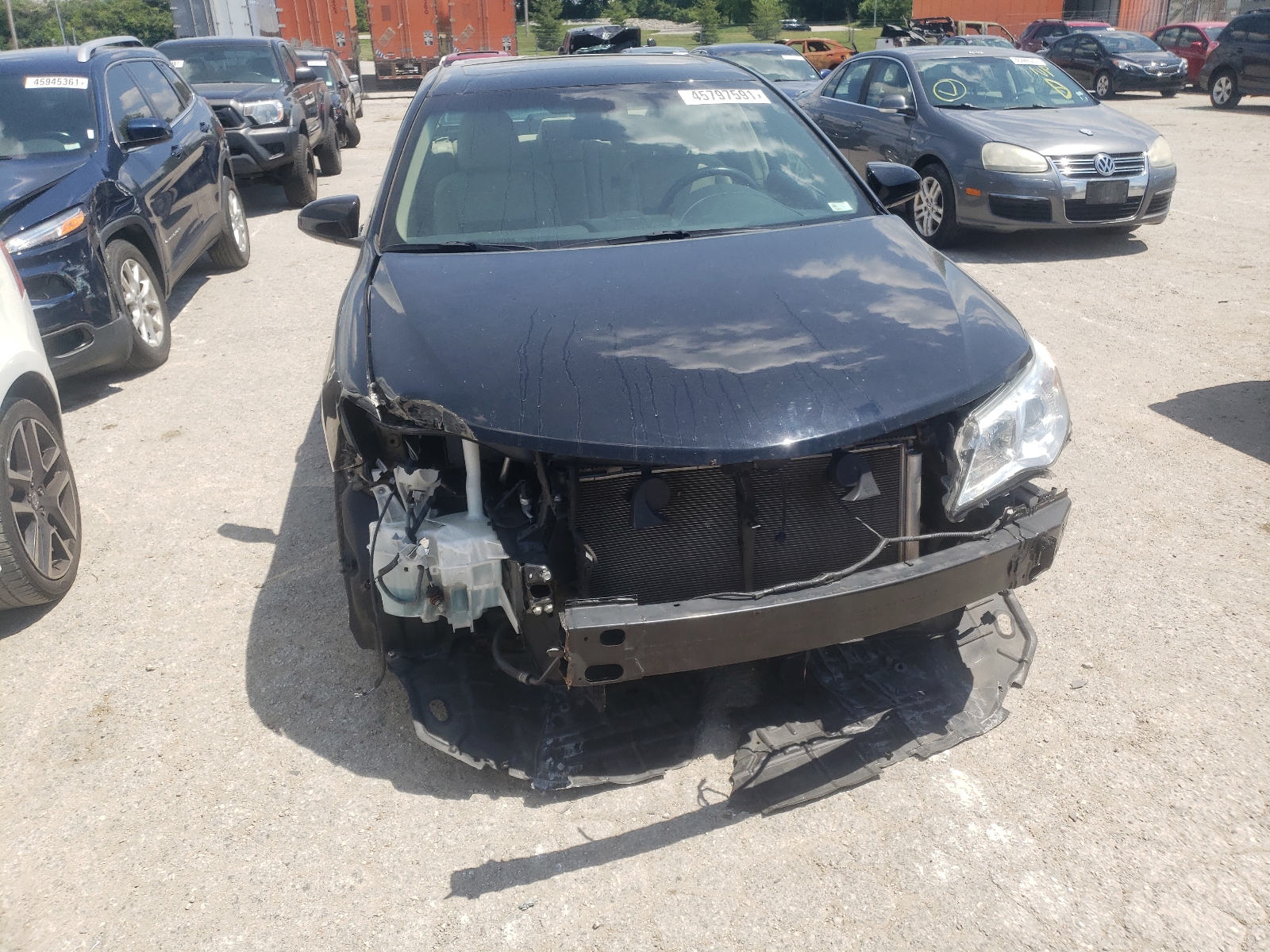 Photo 9 from auction – 2014 TOYOTA CAMRY L with VIN 4T4BF1FK8ER377036