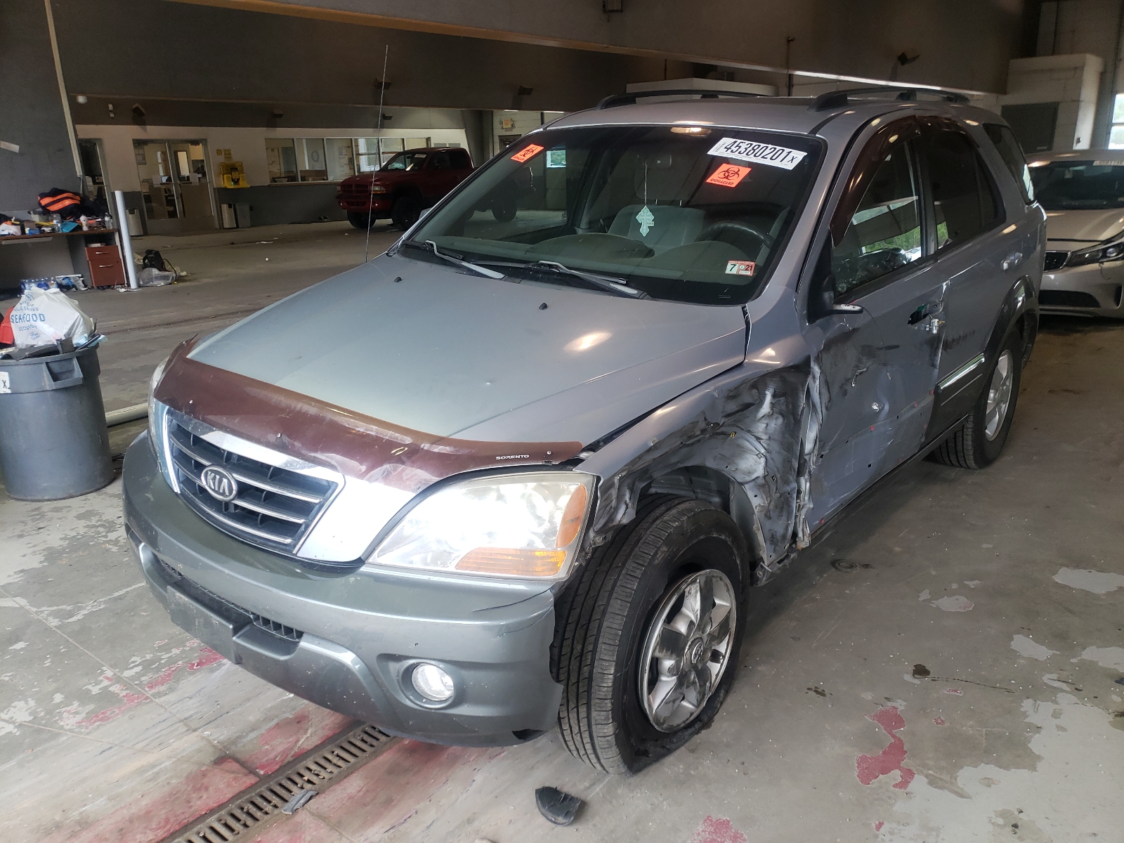 Photo 2 from auction – 2008 KIA SORENTO EX with VIN KNDJC736285856600