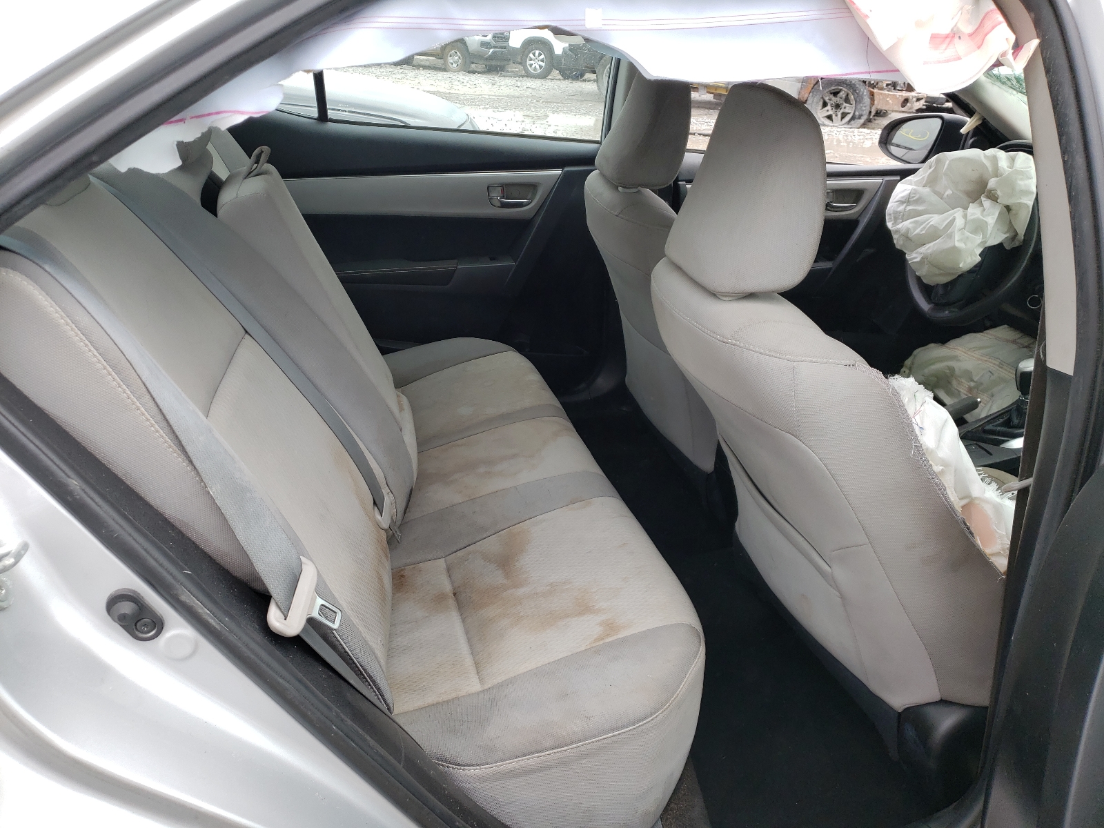Photo 6 from auction – 2017 TOYOTA COROLLA L with VIN 5YFBURHE6HP711737