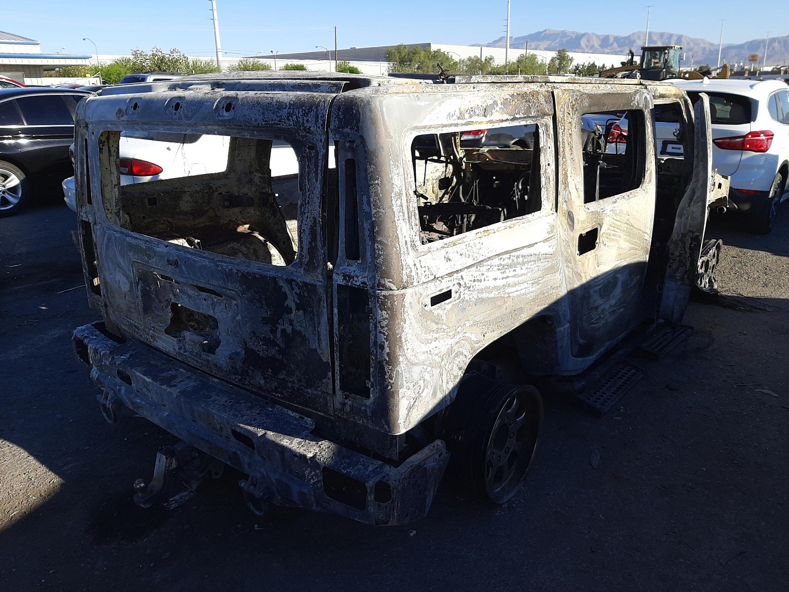 Photo 4 from auction – 2003 HUMMER H3 with VIN 5GRGN23UX3H102324