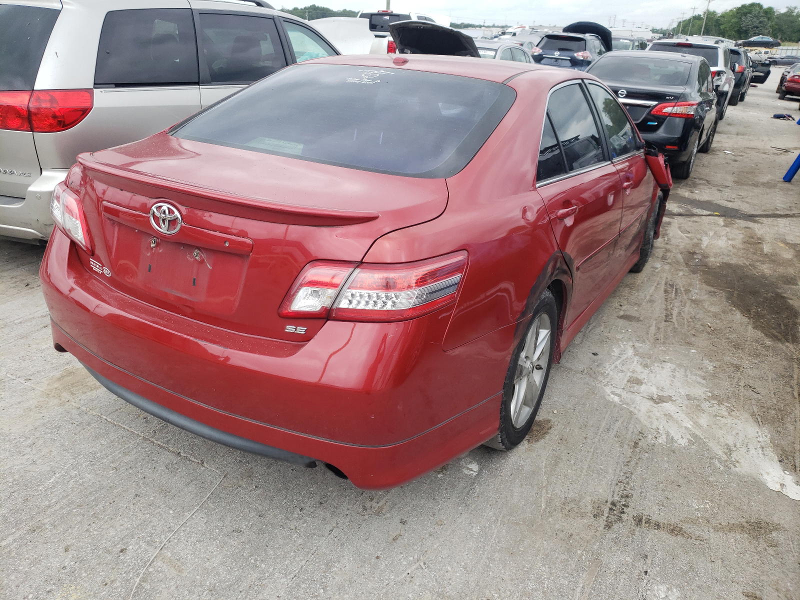 Photo 4 from auction – 2011 TOYOTA CAMRY BASE with VIN 4T1BF3EK0BU137921