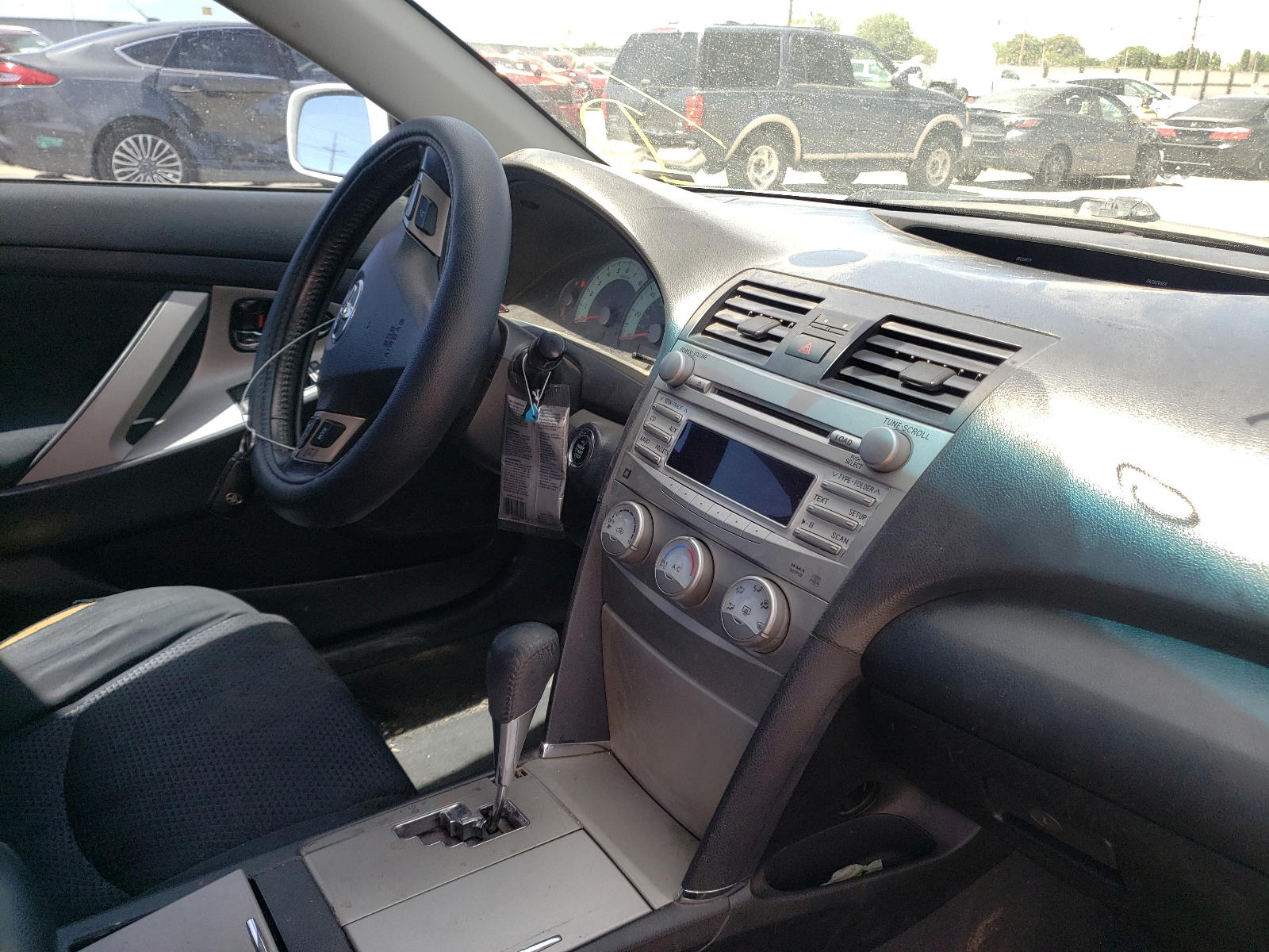 Photo 9 from auction – 2011 TOYOTA CAMRY BASE with VIN 4T1BF3EK5BU635175