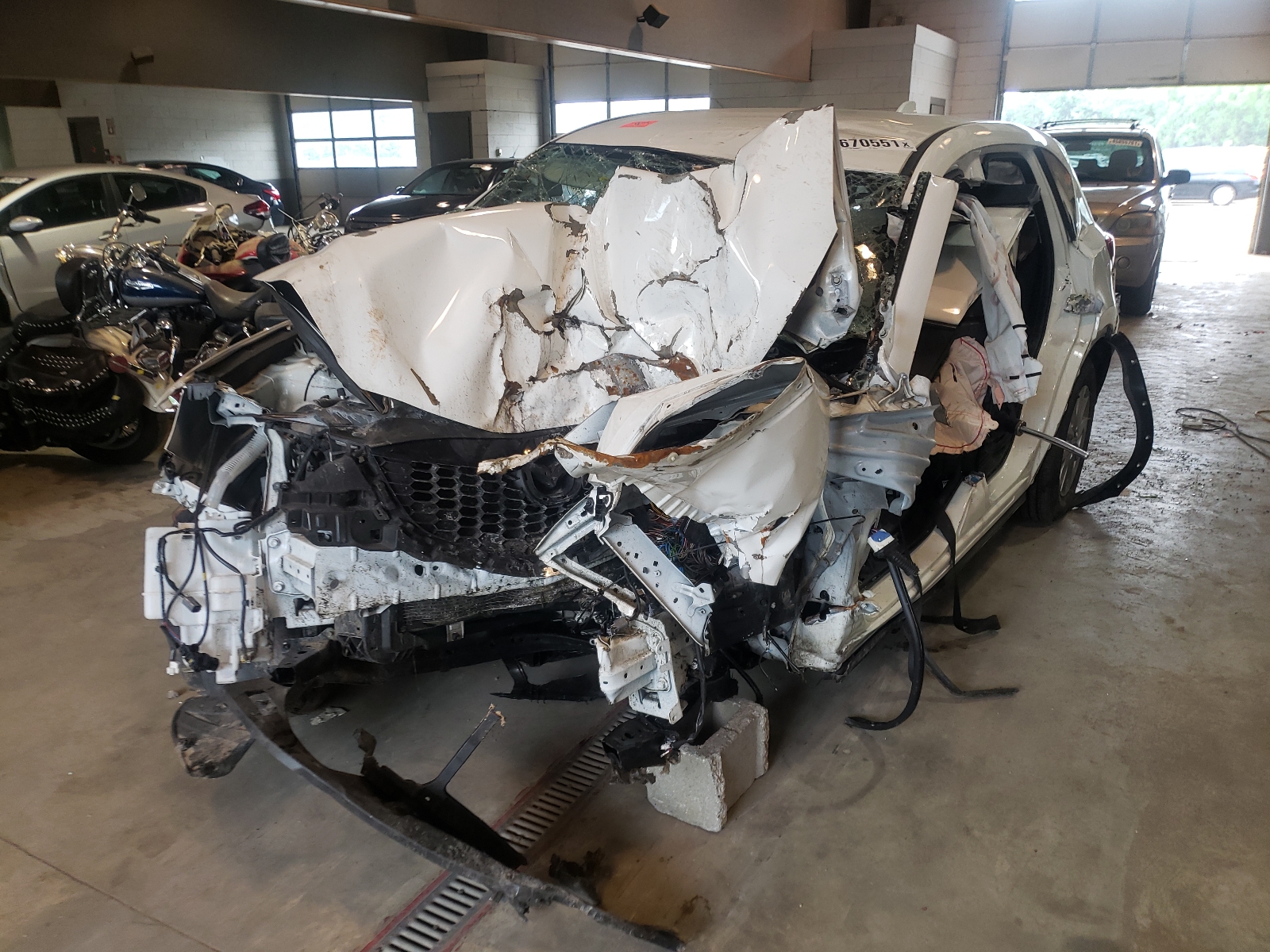 Photo 2 from auction – 2015 MAZDA CX-5 SPORT with VIN JM3KE2BE1F0494478
