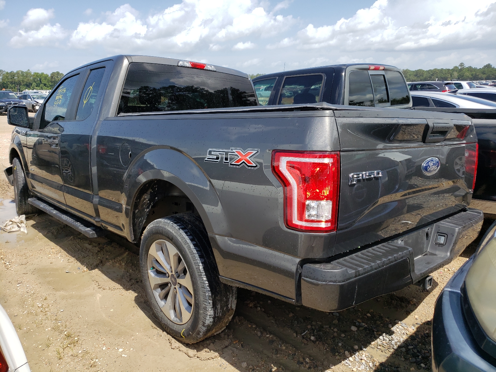 Photo 3 from auction – 2017 FORD F150 SUPER with VIN 1FTEX1CPXHKC41385
