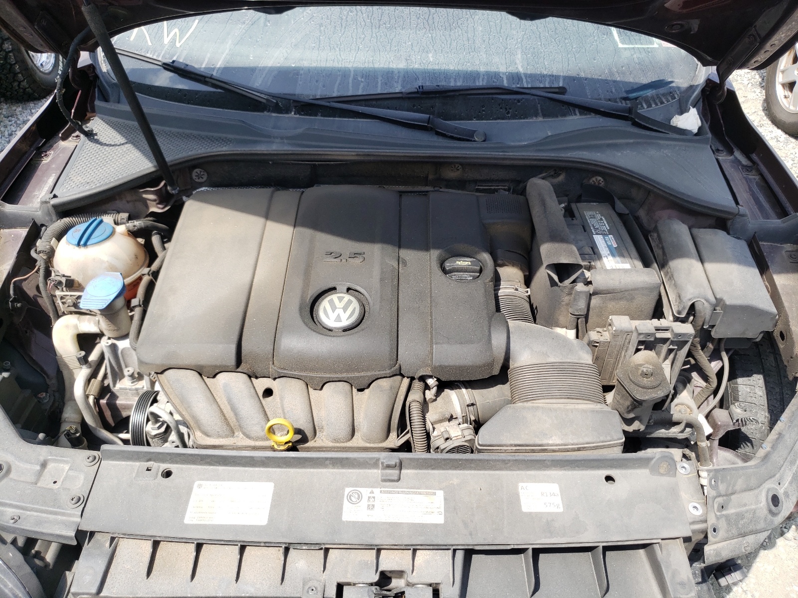 Photo 7 from auction – 2014 VOLKSWAGEN PASSAT SE with VIN 1VWBP7A33EC004665