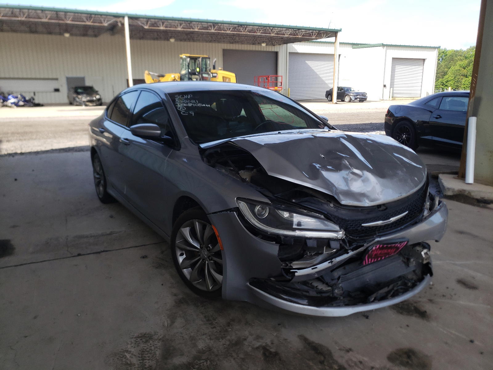 CHRYSLER 200 S 2015 with VIN 1C3CCCBB7FN758941 - Photo from auction