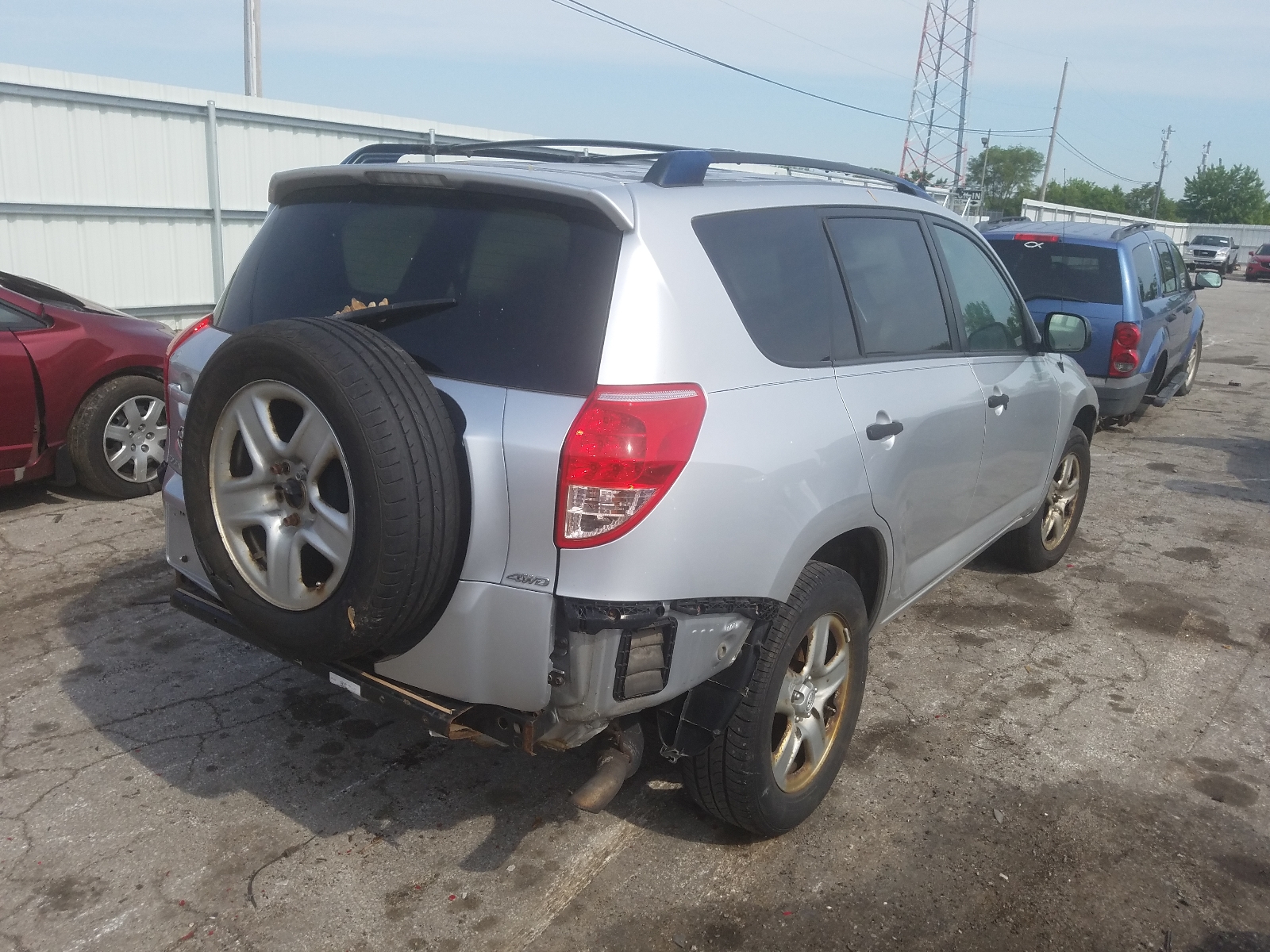 Zdjęcie 4 z aukcji – 2008 TOYOTA RAV4 z VIN JTMBD33V086057085