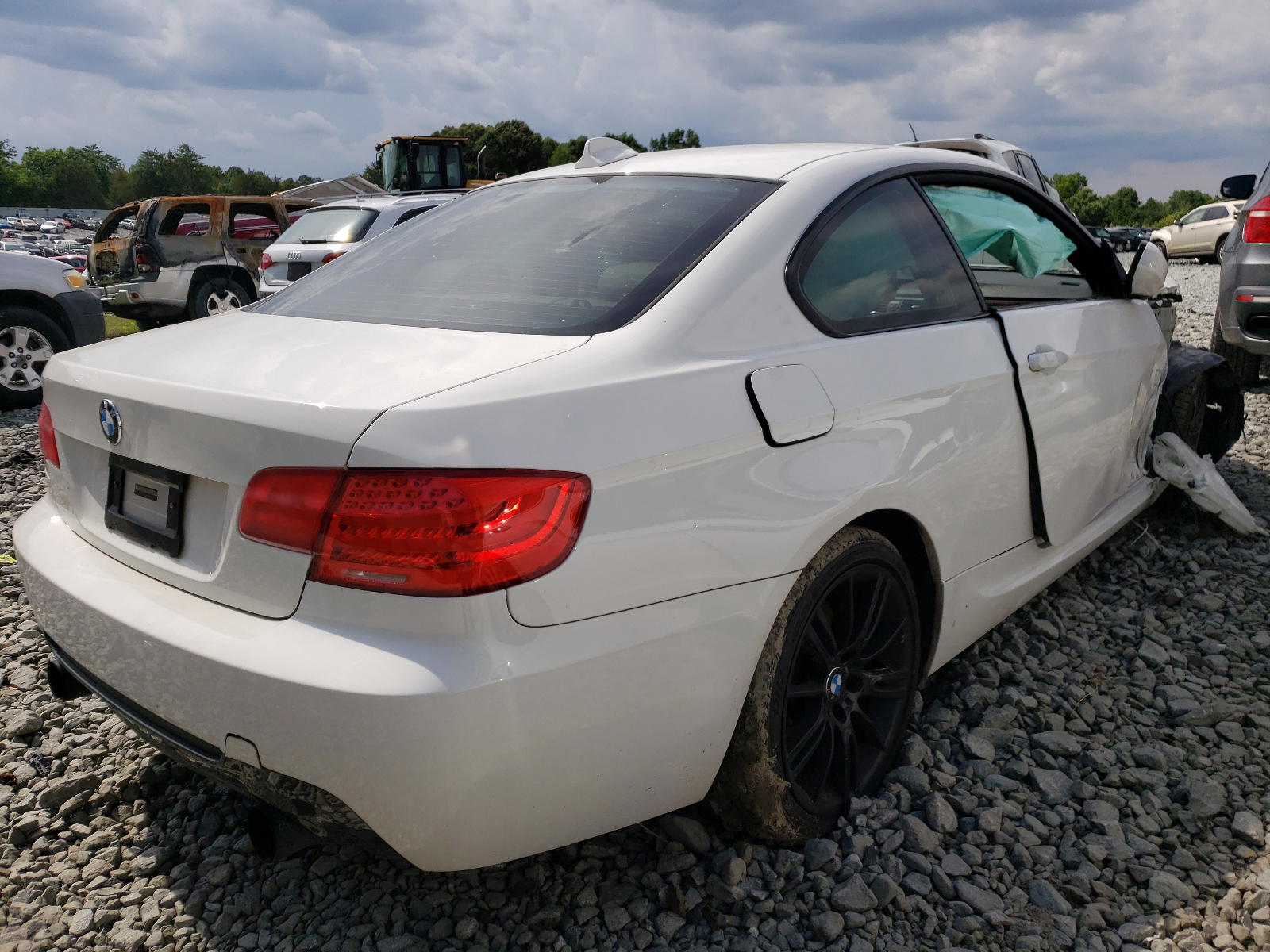 Photo 4 from auction – 2011 BMW 335 XI with VIN WBAKF9C50BE262347