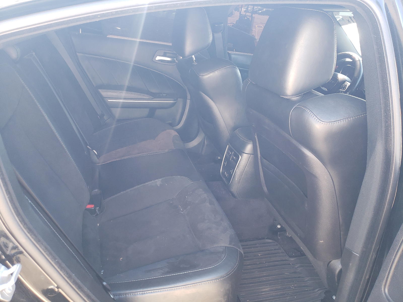 Photo 6 from auction – 2018 DODGE CHARGER SC with VIN 2C3CDXGJ3KH583062