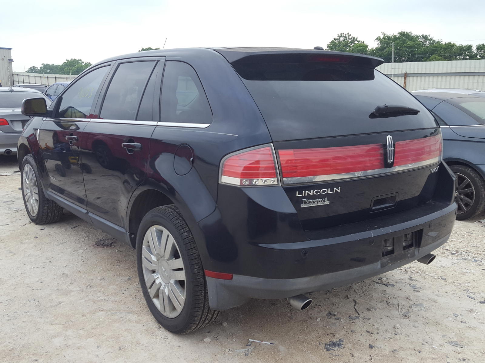 Photo 3 from auction – 2008 LINCOLN MKX with VIN 2LMDU68C58BJ40983