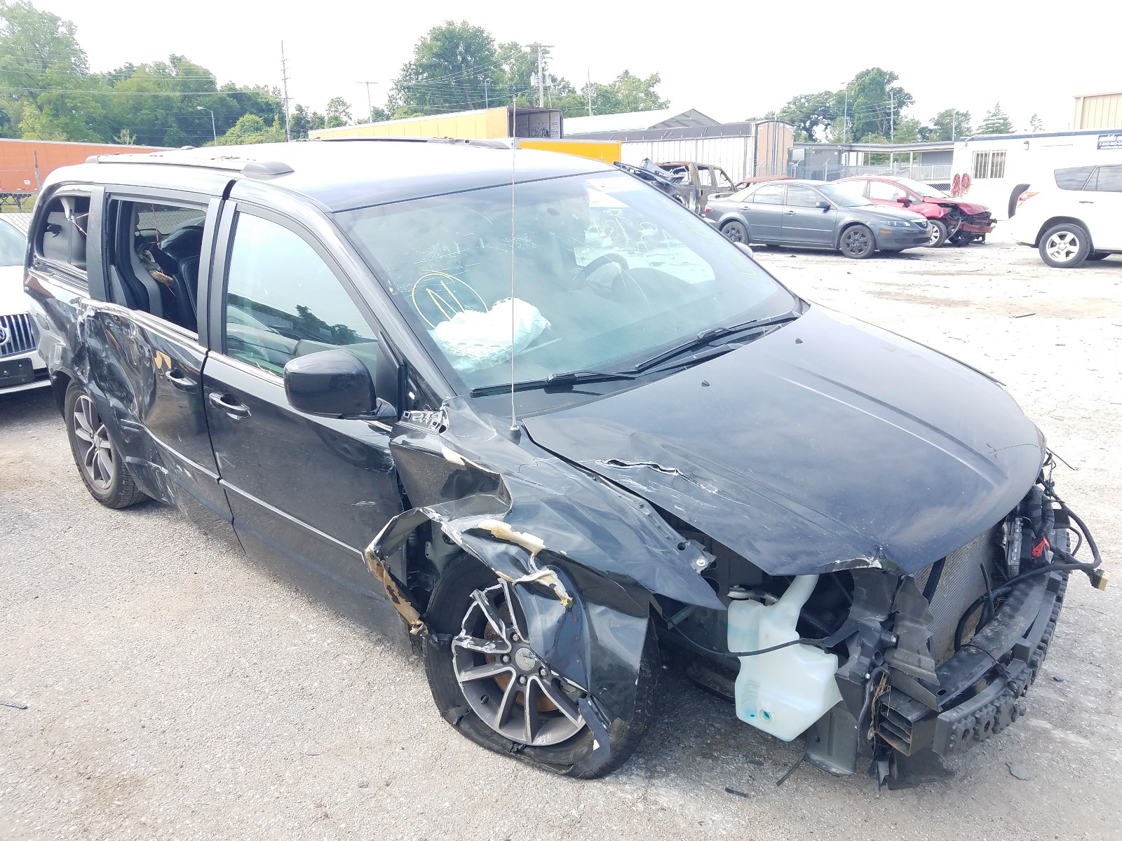 Photo 9 from auction – 2017 DODGE GRAND CARA with VIN 2C4RDGCG4HR799957