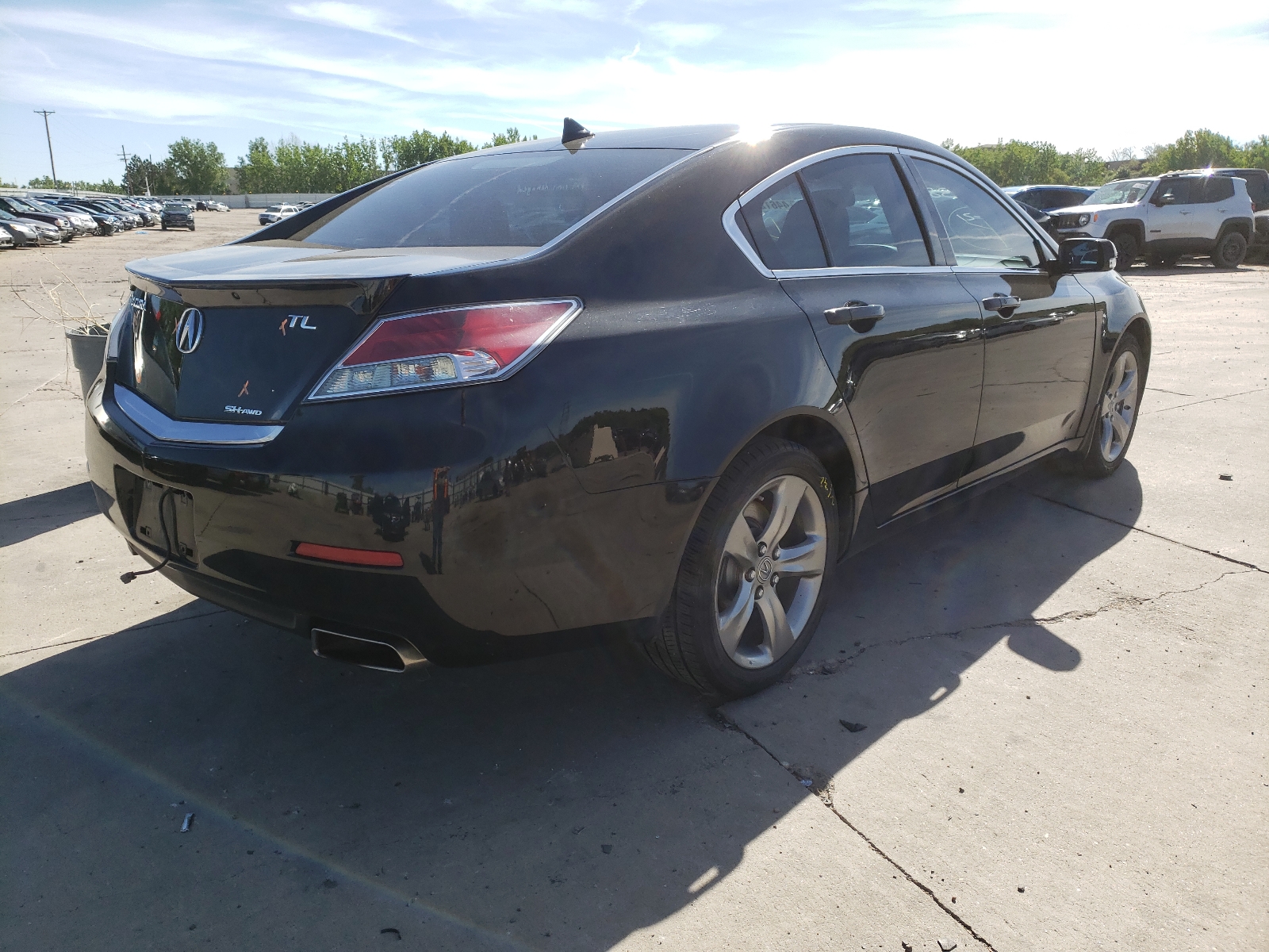 Zdjęcie 4 z aukcji – 2012 ACURA TL z VIN 19UUA9E56CA009194