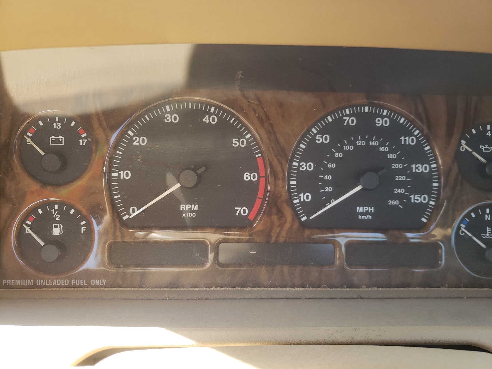 Photo 8 from auction – 1995 JAGUAR VANDENPLAS with VIN SAJKX1742SC744673