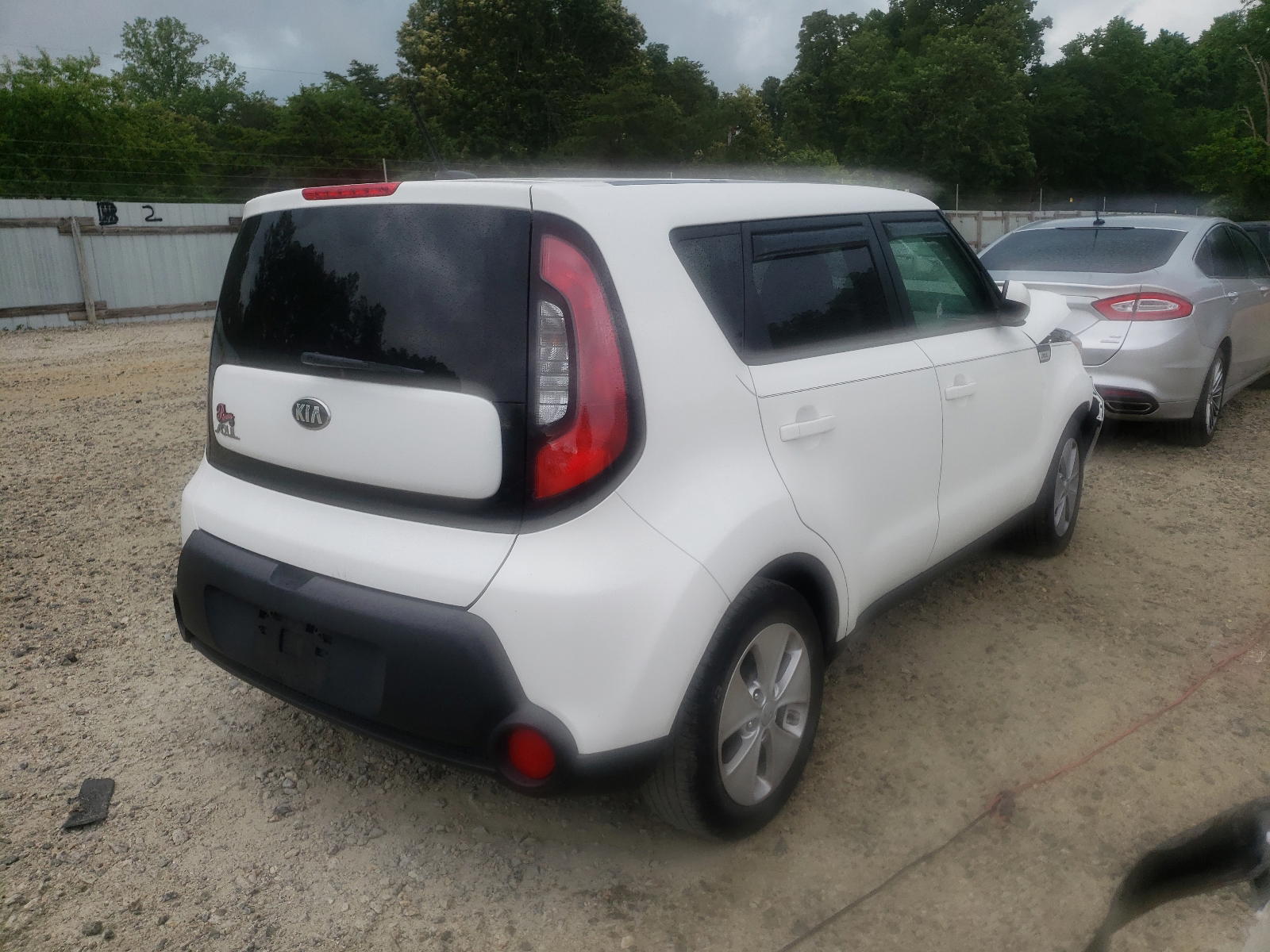 Photo 4 from auction – 2015 KIA SOUL with VIN KNDJN2A24F7228908