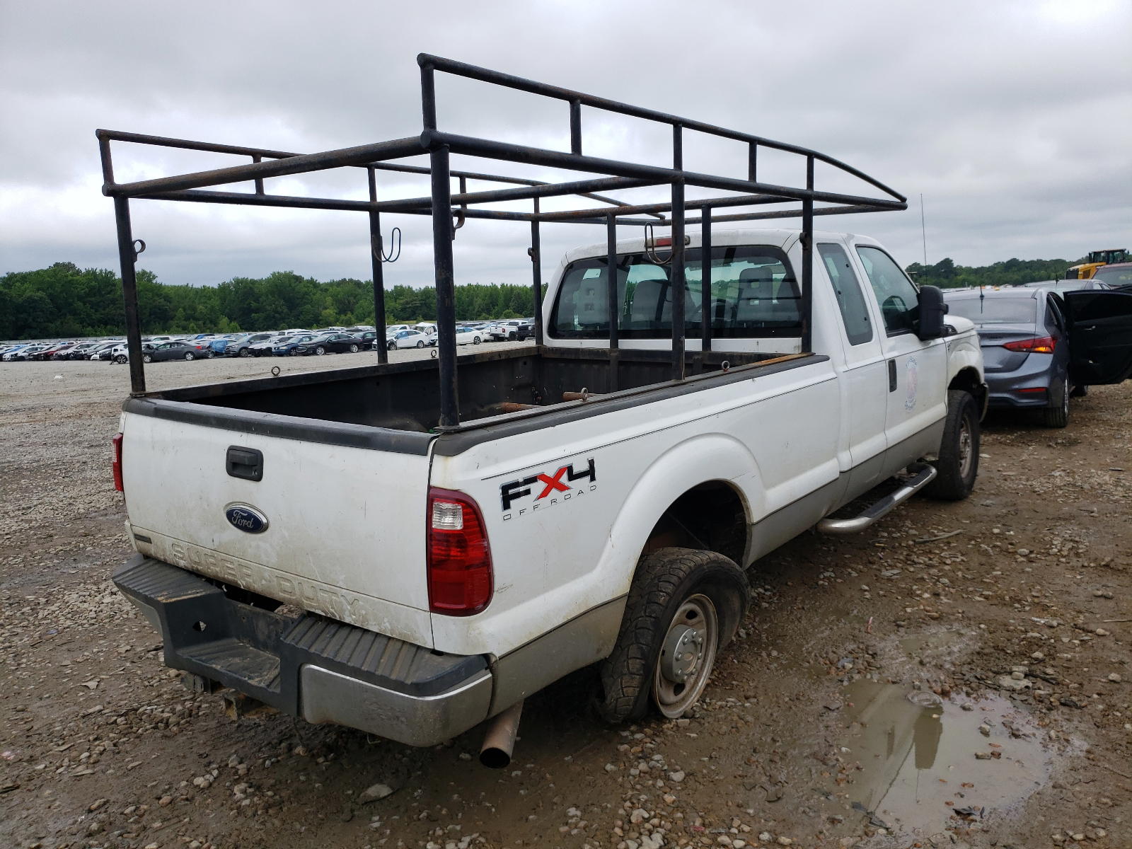 Photo 4 from auction – 2011 FORD F250 SUPER with VIN 1FT7X2B64BEA35363