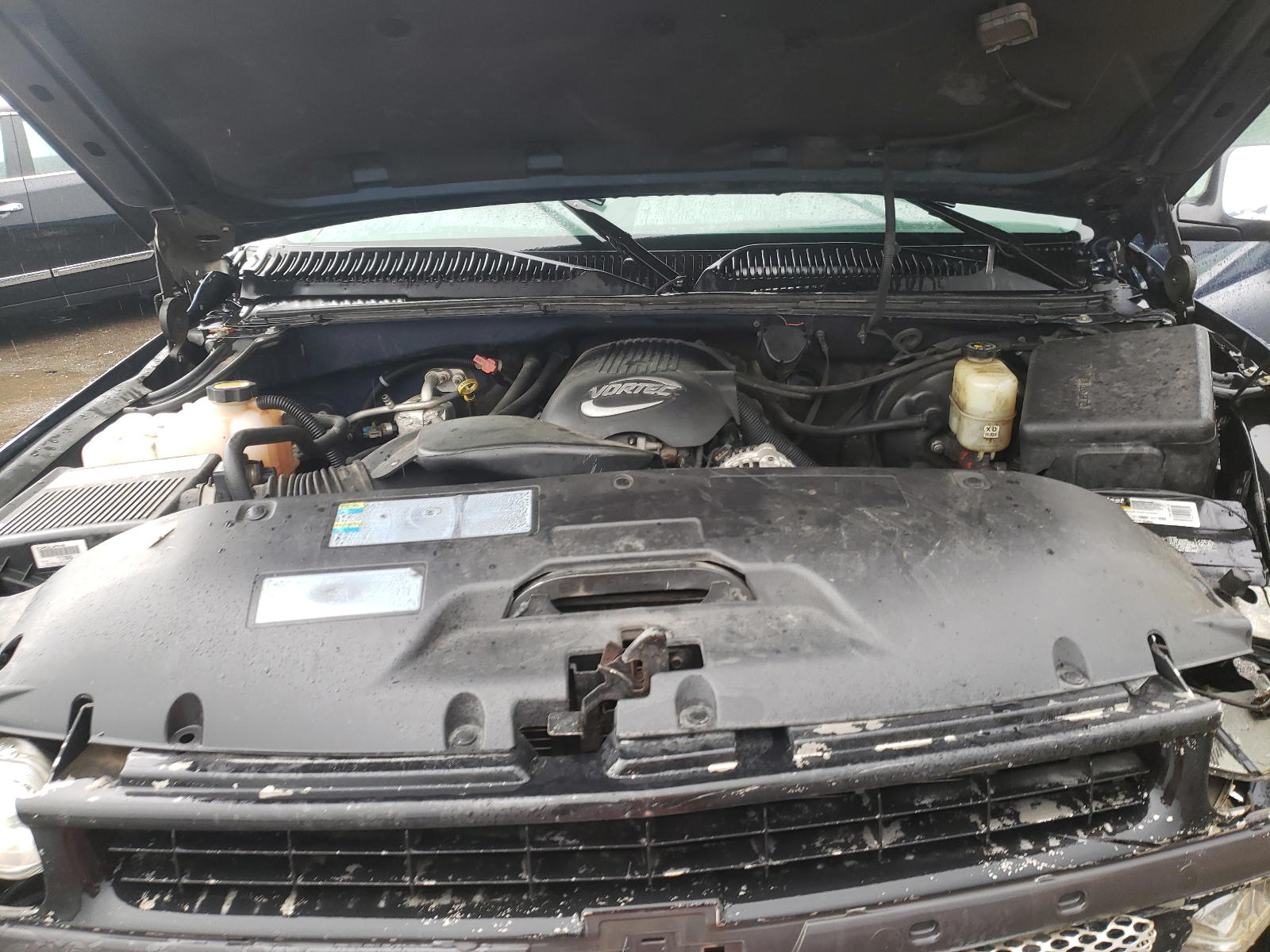 Photo 7 from auction – 2002 CHEVROLET SILVERADO with VIN 1GCEC19T52Z100237