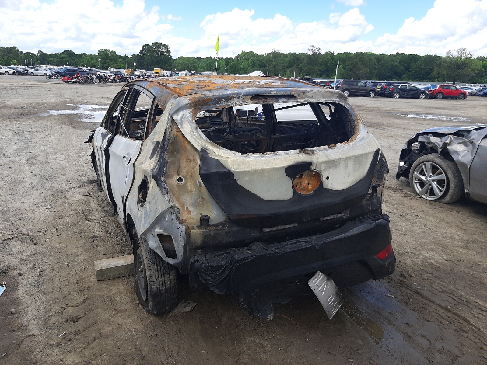 Photo 3 from auction – 2016 HYUNDAI ACCENT SE with VIN KMHCT5AE8GU251732