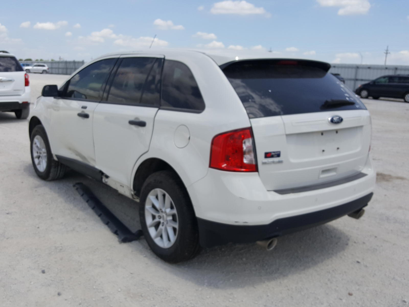Photo 3 from auction – 2013 FORD EDGE with VIN 2FMDK3GC8DBB00490