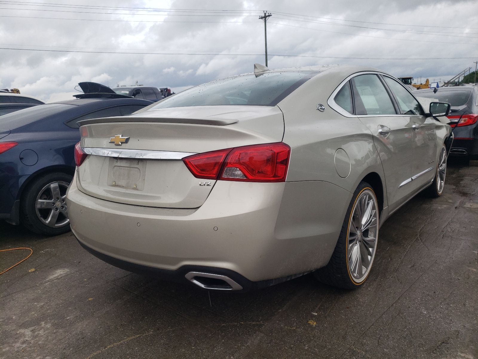 Photo 4 from auction – 2015 CHEVROLET IMPALA LTZ with VIN 2G1165S36F9285799
