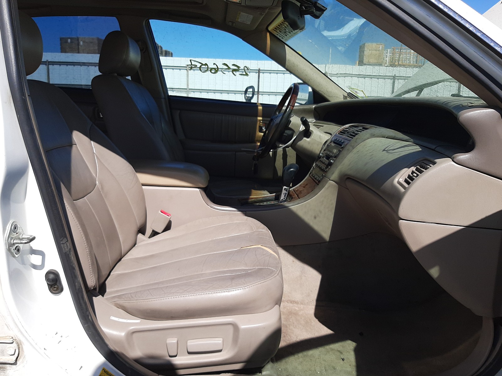 Photo 5 from auction – 2003 TOYOTA AVALON XL with VIN 4T1BF28B53U303292