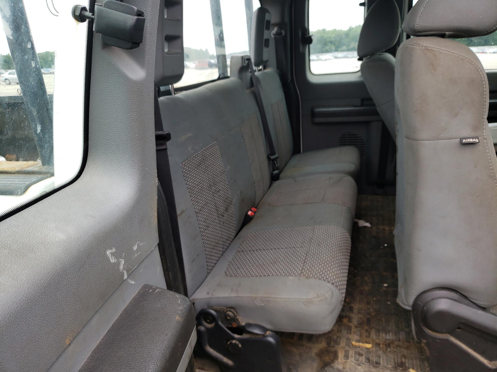 Photo 6 from auction – 2011 FORD F250 SUPER with VIN 1FT7X2B64BEA35363