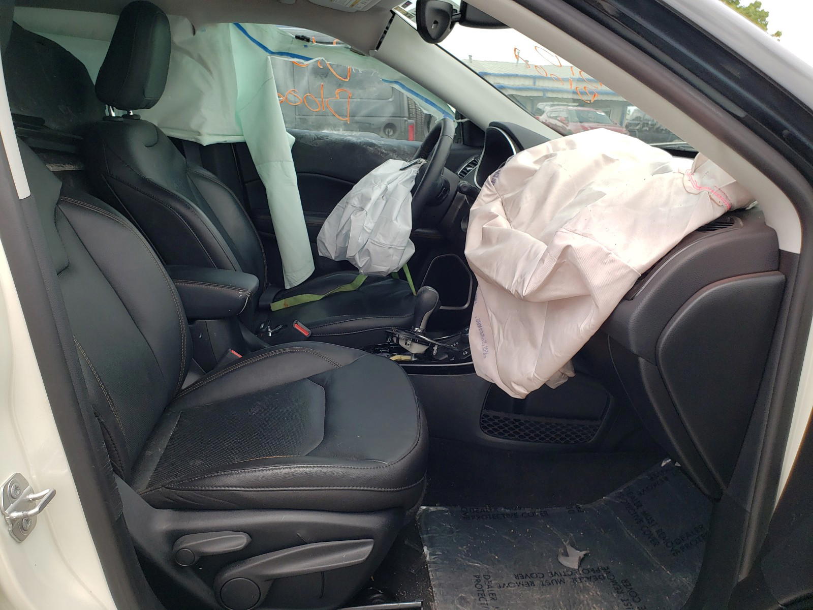 Photo 5 from auction – 2018 JEEP COMPASS LI with VIN 3C4NJDCB9JT245990