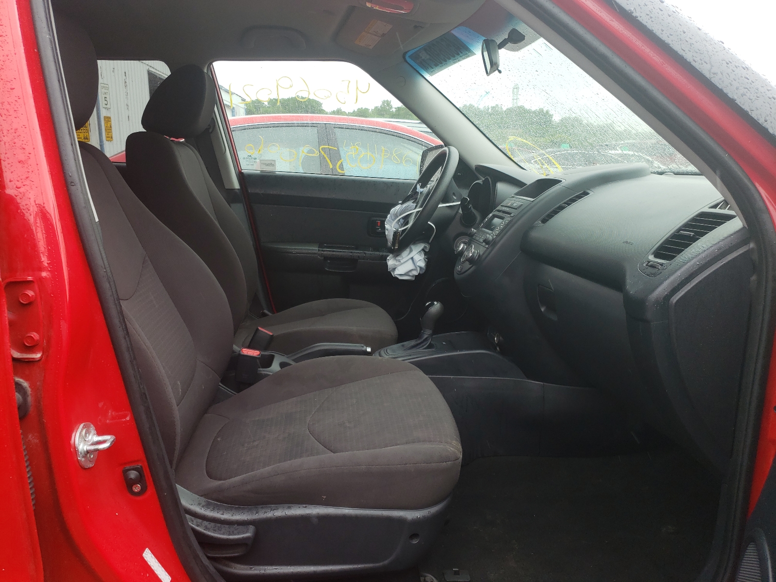 Zdjęcie 5 z aukcji – 2013 KIA SOUL z VIN KNDJT2A57D7598926