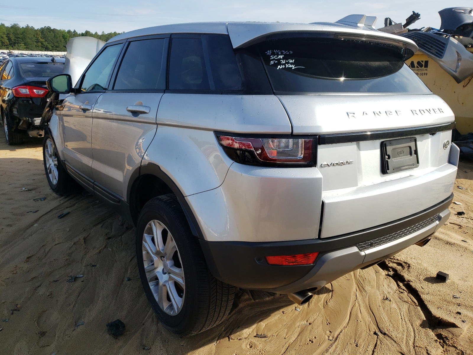 Photo 3 from auction – 2017 LAND ROVER RANGE ROVE with VIN SALVP2BG3HH169474