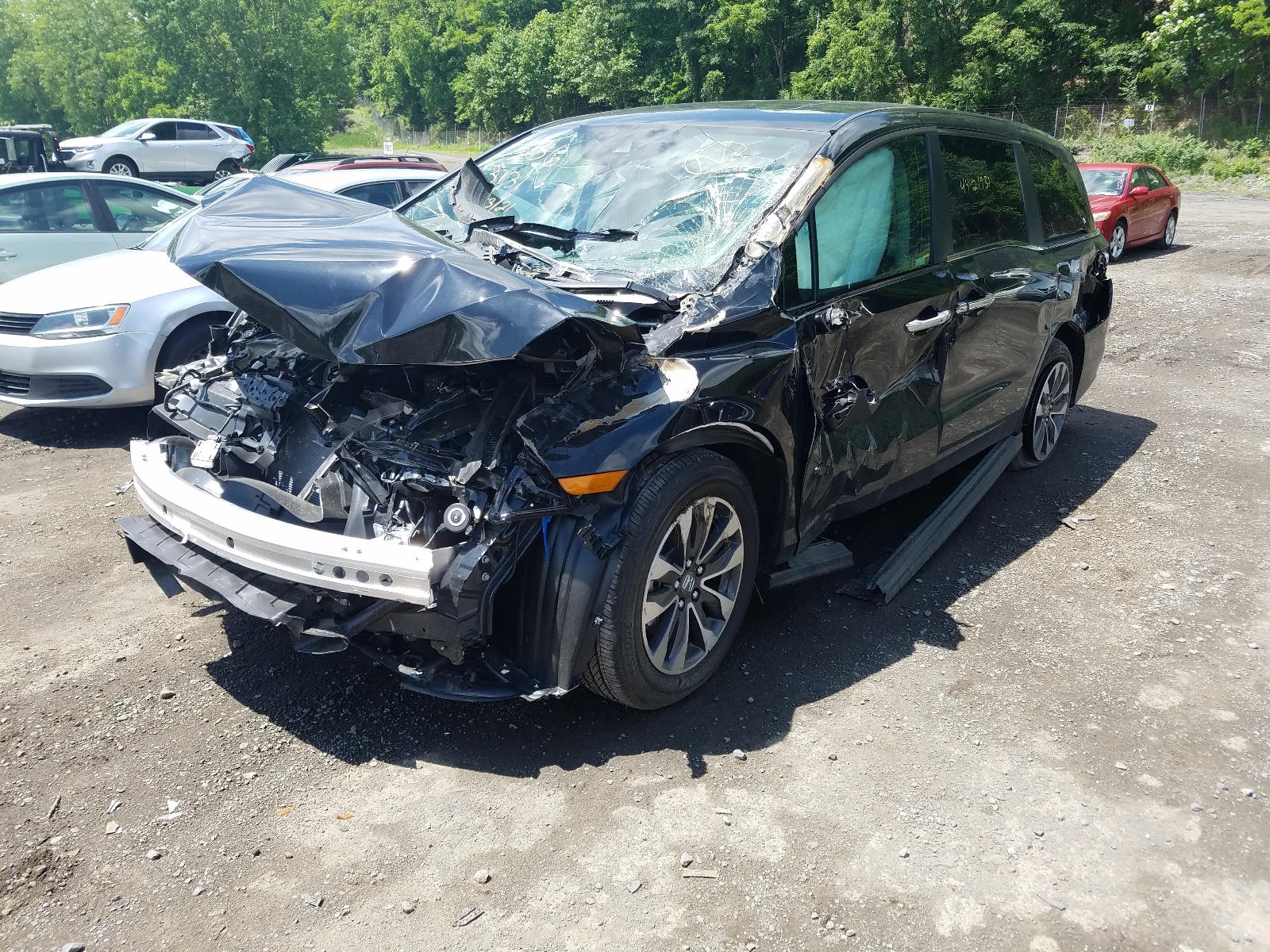 Photo 2 from auction – 2022 HONDA ODYSSEY EX with VIN 5FNRL6H79NB007332