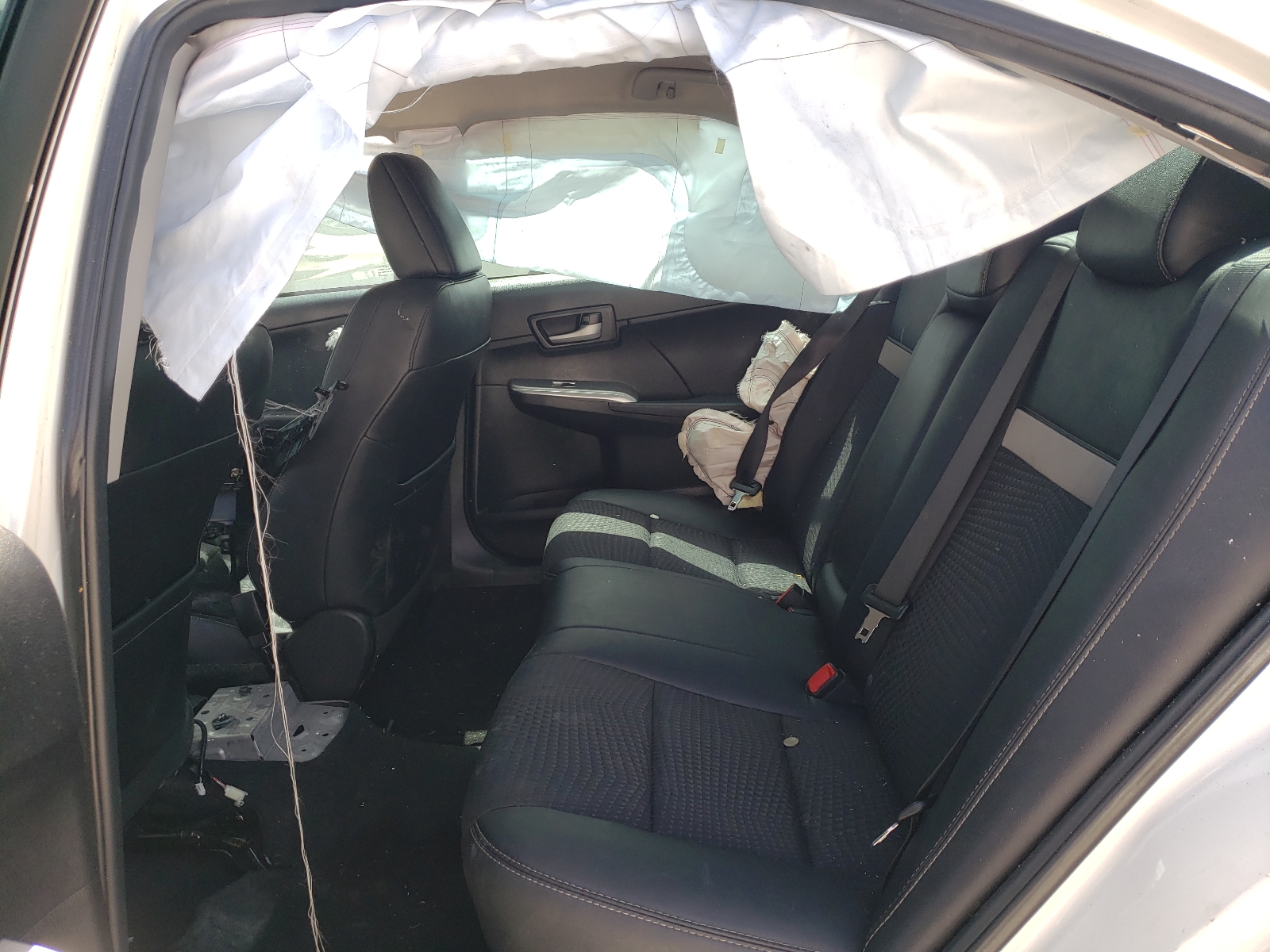 Photo 6 from auction – 2013 TOYOTA CAMRY L with VIN 4T1BF1FK6DU267949