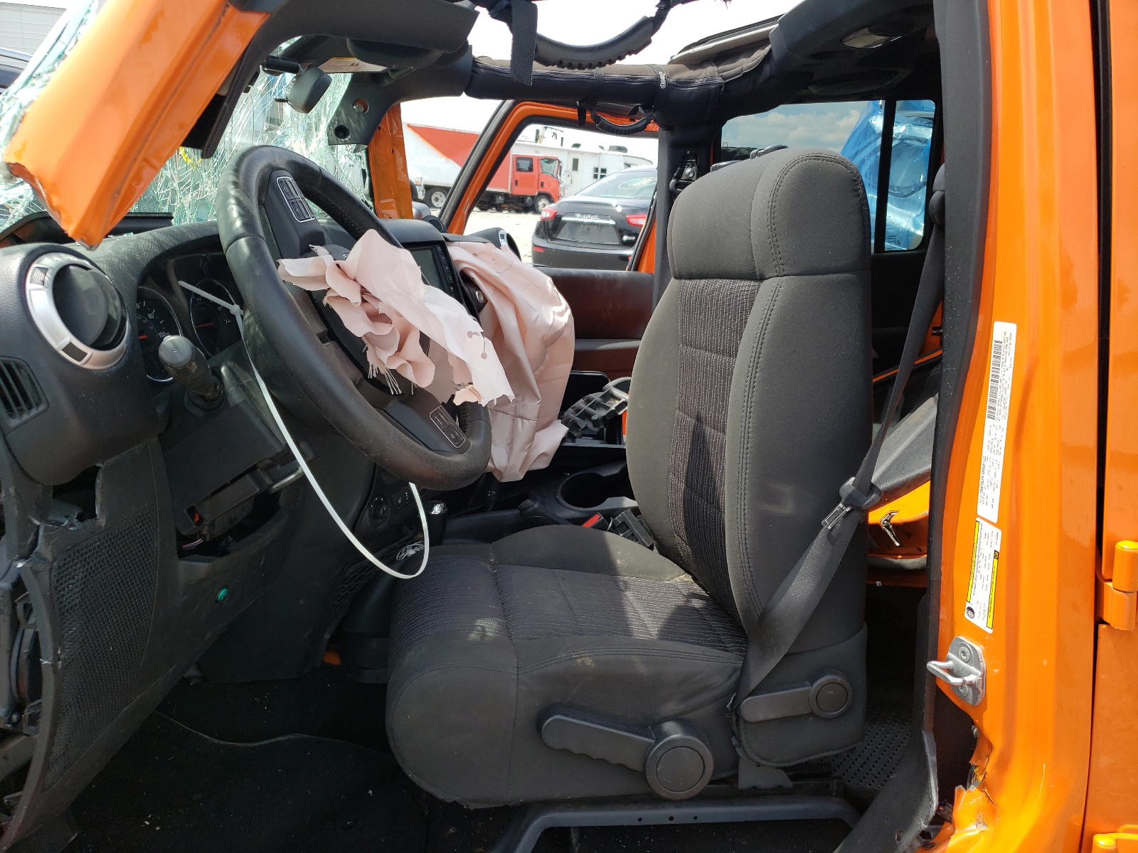 Photo 5 from auction – 2012 JEEP WRANGLER U with VIN 1C4BJWEG8CL164856