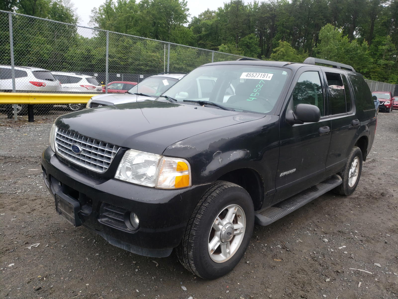 Photo 2 from auction – 2006 FORD EXPLORER with VIN 1FMZU63W75UA15251