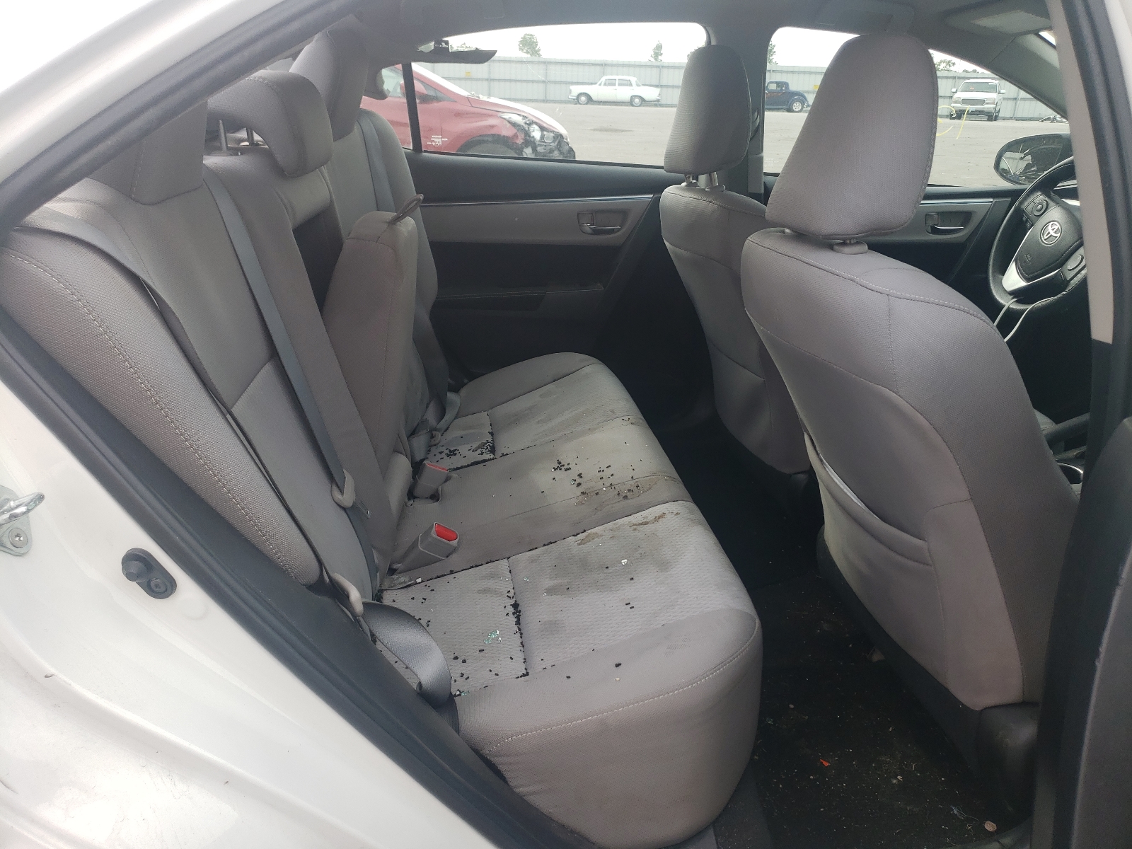 Zdjęcie 6 z aukcji – 2015 TOYOTA COROLLA z VIN 2T1BURHE5GC564745