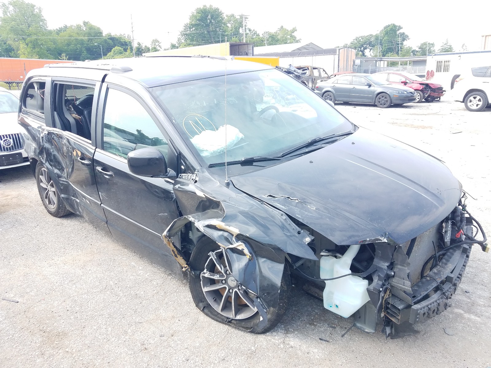 Photo 1 from auction – 2017 DODGE GRAND CARA with VIN 2C4RDGCG4HR799957