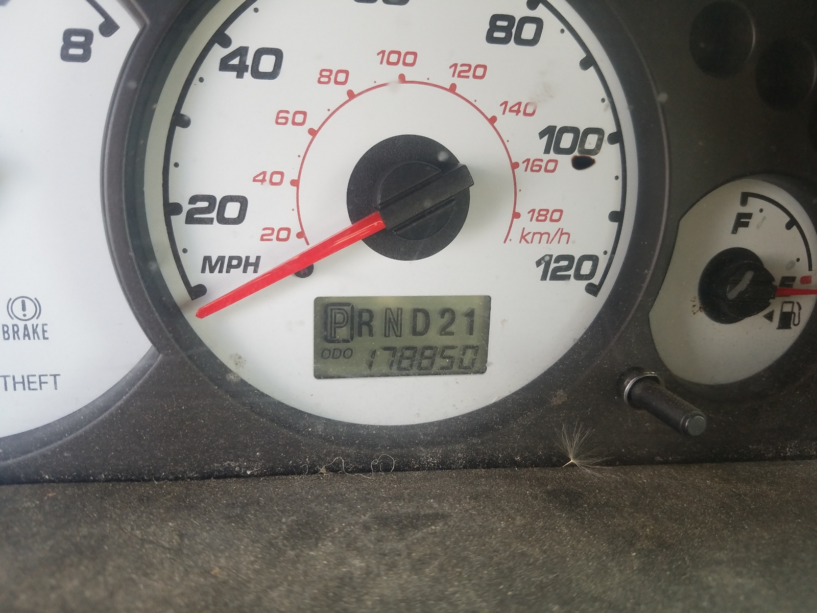 Zdjęcie 8 z aukcji – 2002 FORD ESCAPE XLS z VIN 1FMYU021X2KB77199