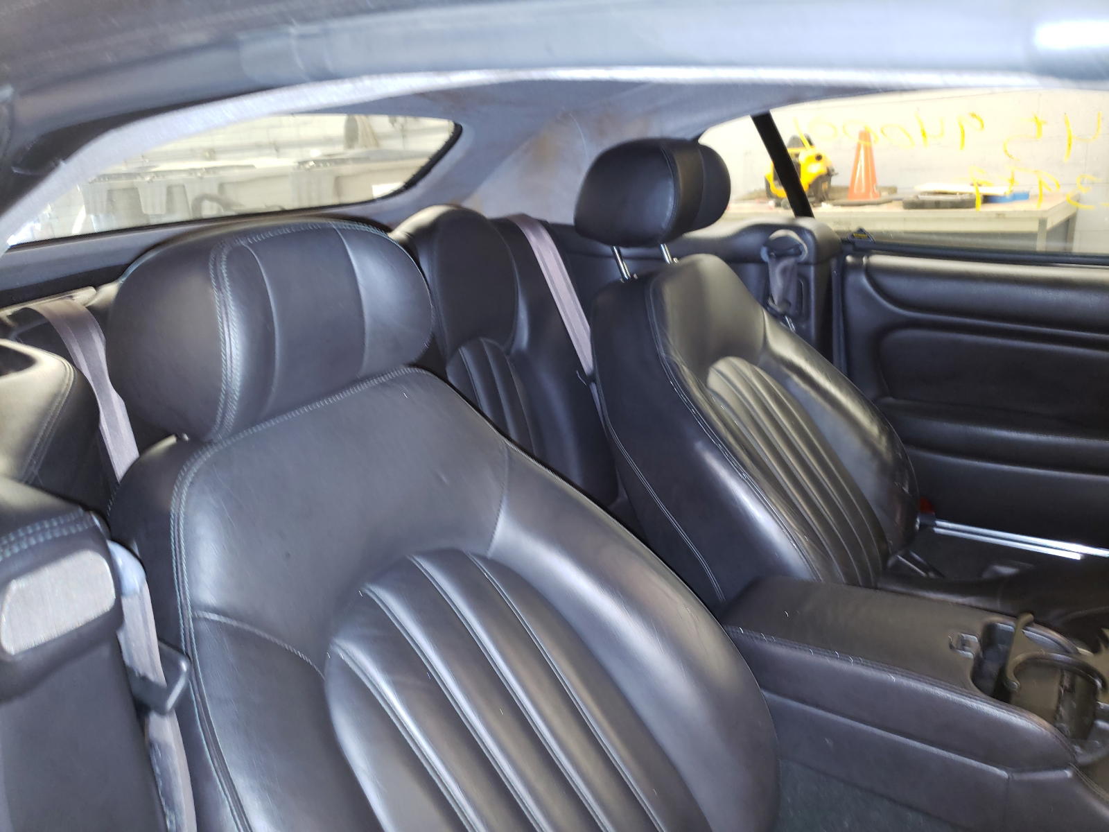 Photo 6 from auction – 2002 JAGUAR XK8 with VIN SAJDA42C82NA29107
