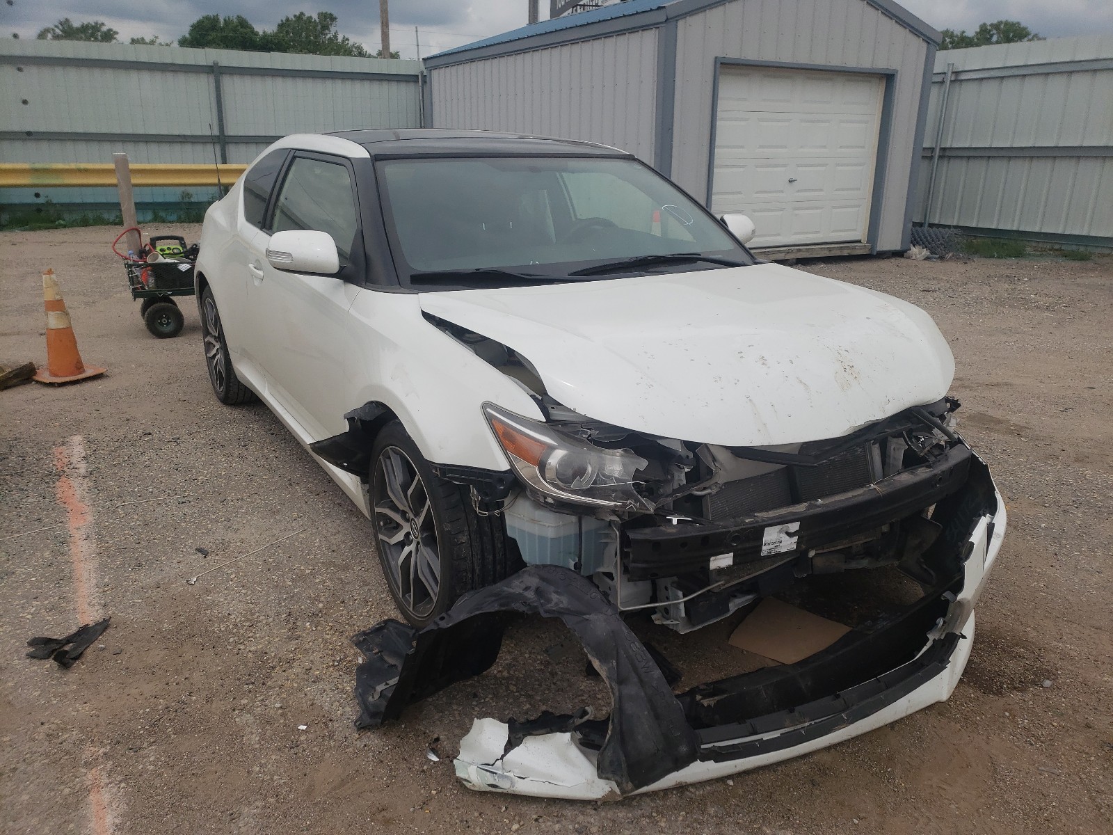 TOYOTA SCION TC 2016 with VIN JTKJF5C70GJ019315 - Photo from auction