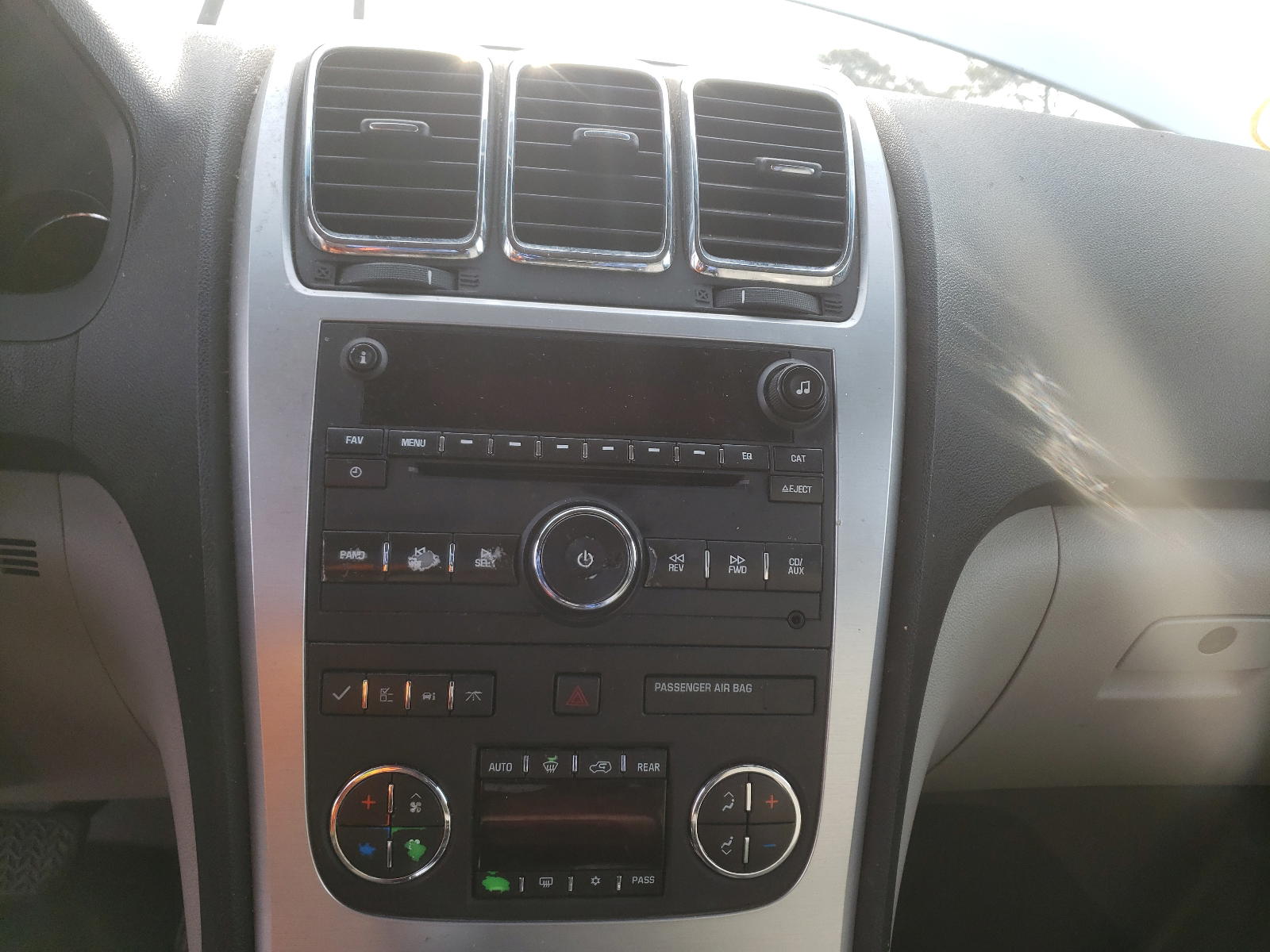 Photo 9 from auction – 2012 GMC ACADIA SLT with VIN 1GKKVRED2CJ120122