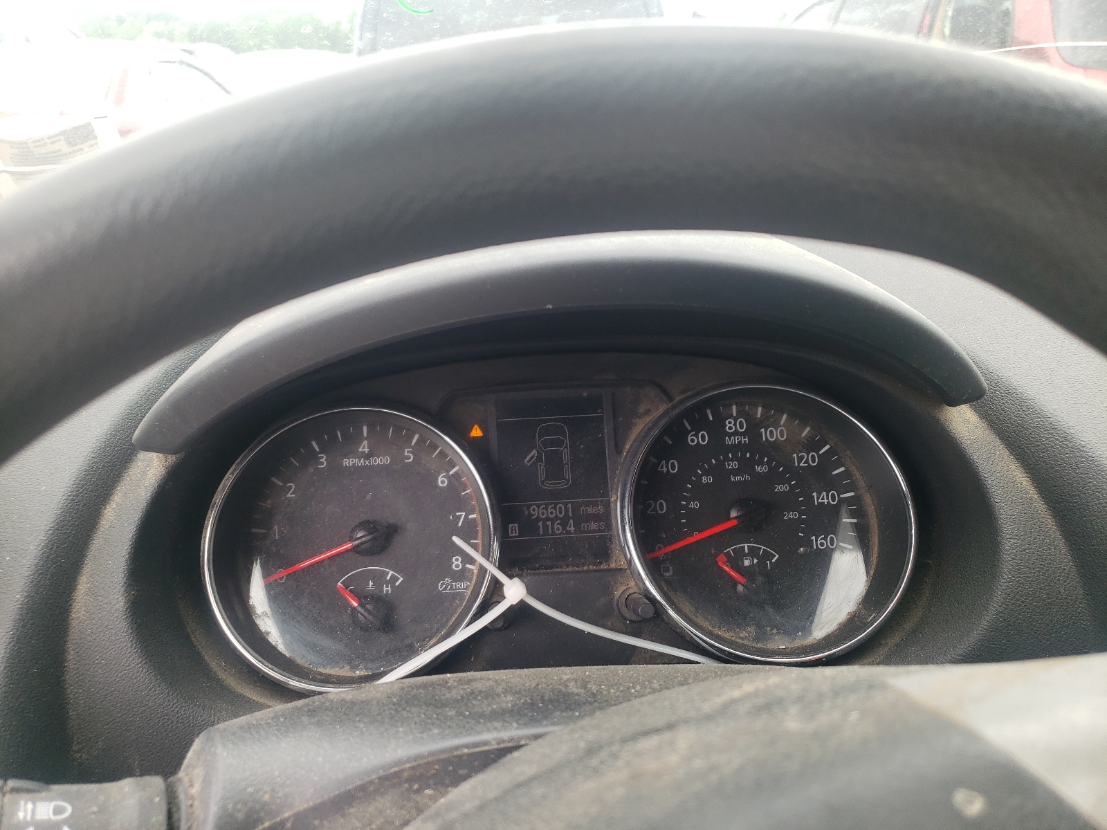 Photo 8 from auction – 2013 NISSAN ROGUE with VIN JN8AS5MV9DW130271