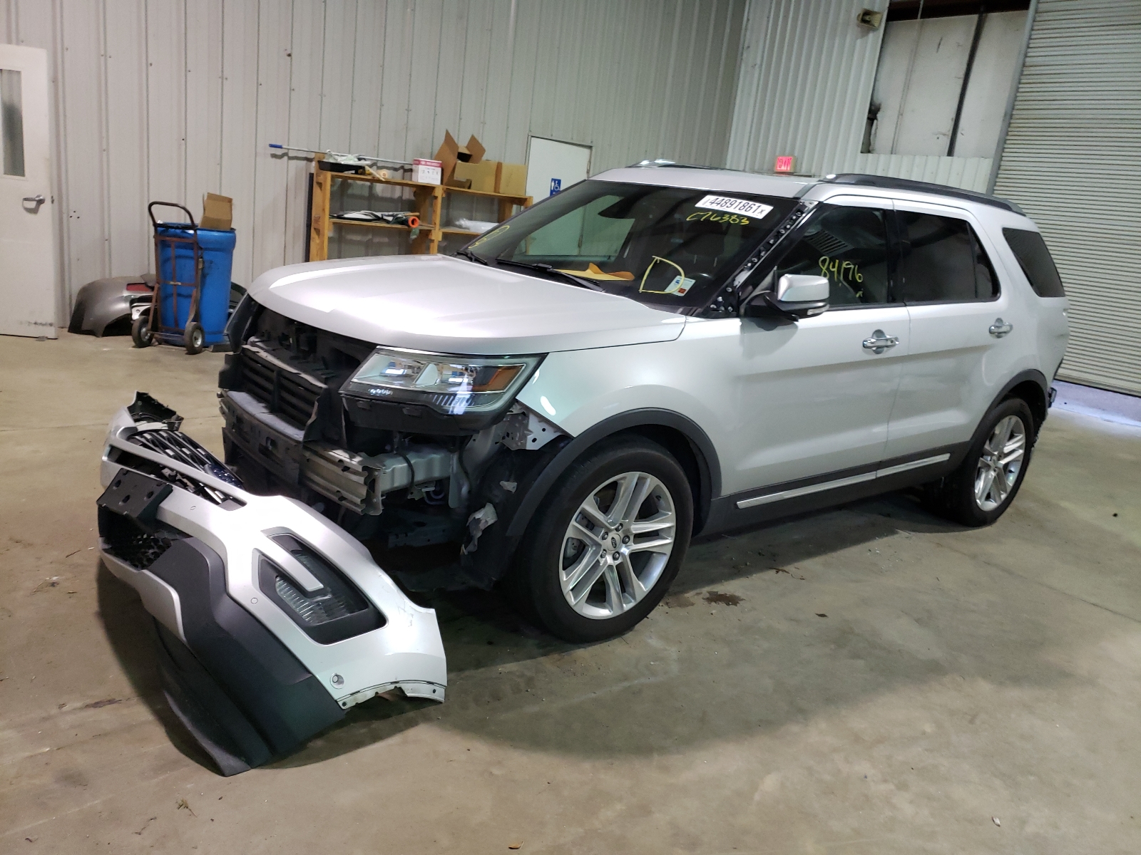 Photo 2 from auction – 2017 FORD EXPLORER L with VIN 1FM5K7F8XHGC76383