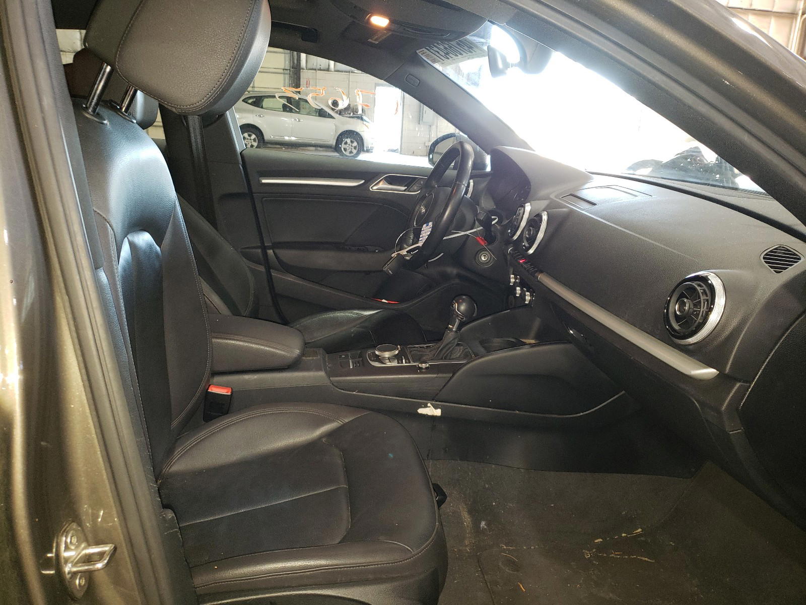 Photo 5 from auction – 2016 AUDI A3 PREMIUM with VIN WAUA7GFF6G1002602