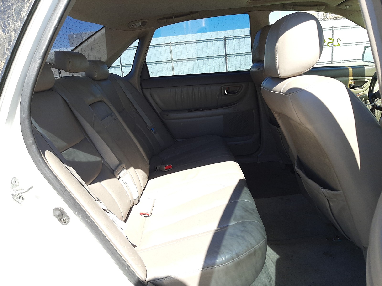 Photo 6 from auction – 2003 TOYOTA AVALON XL with VIN 4T1BF28B53U303292