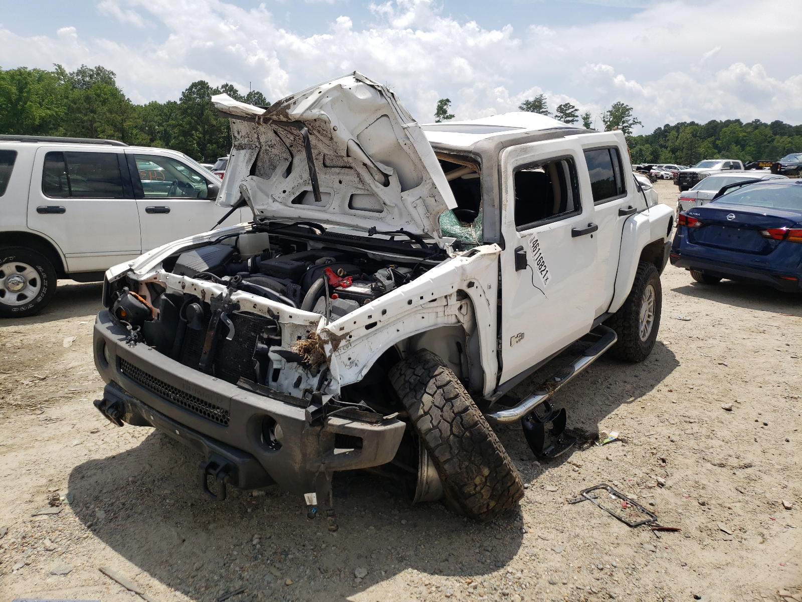 Photo 2 from auction – 2007 HUMMER H3 with VIN 5GTDN13E078254652