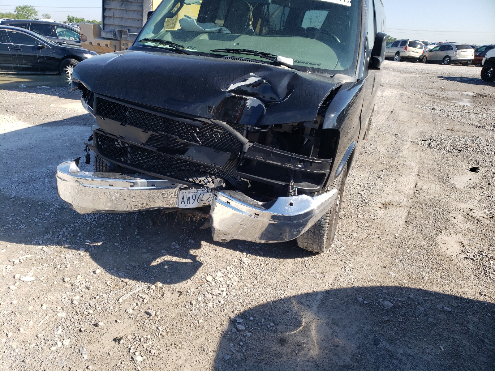 Photo 9 from auction – 2018 CHEVROLET EXPRESS G3 with VIN 1GAZGPFG3J1187366
