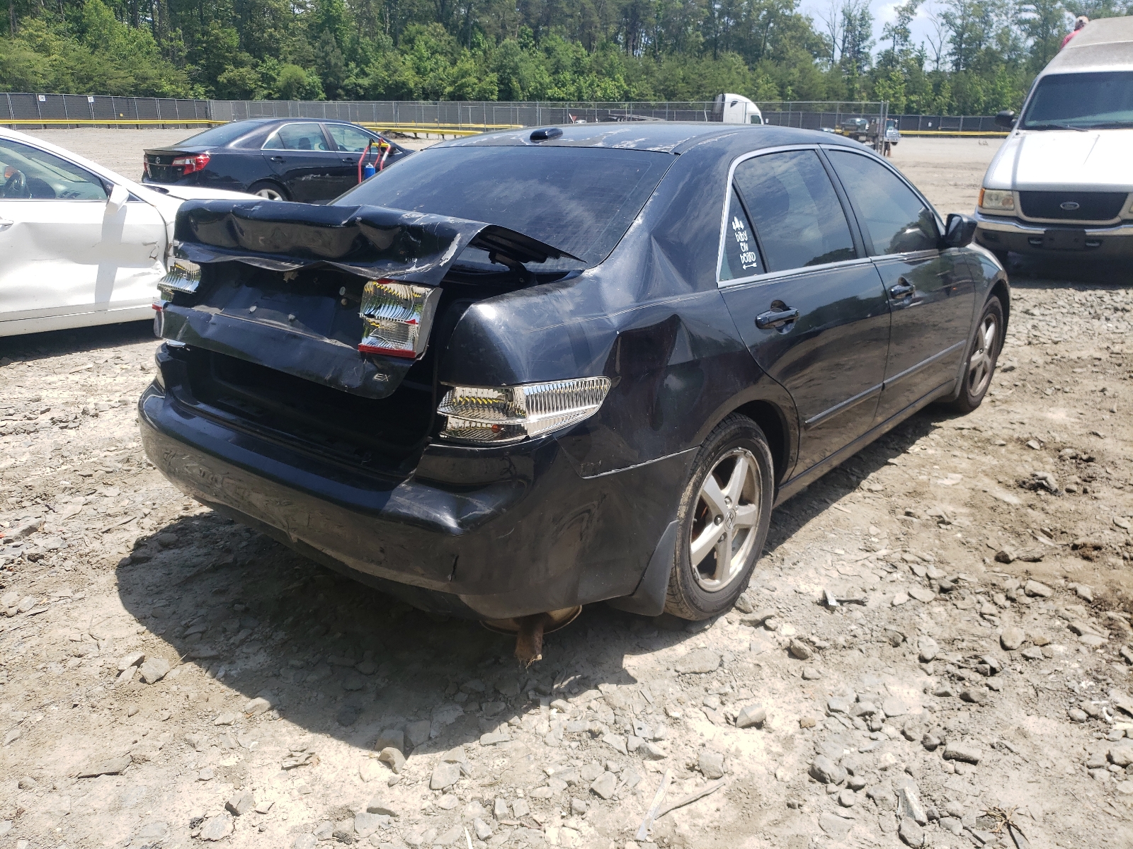 Photo 4 from auction – 2004 HONDA ACCORD EX with VIN 1HGCM56844A111163
